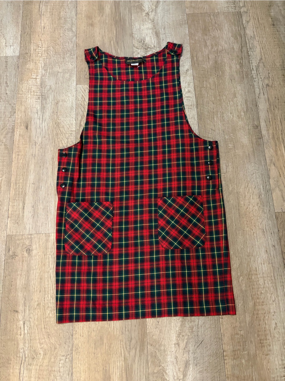 Vintage Red and Black Sleeveless Jumper Dress. Size M Christmas Holiday Festive